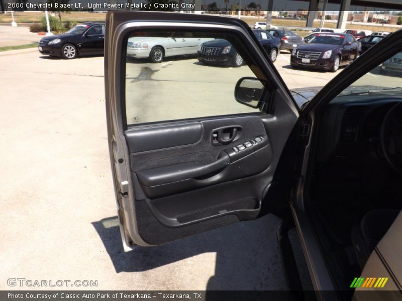 Light Pewter Metallic / Graphite Gray 2000 Chevrolet Blazer LT