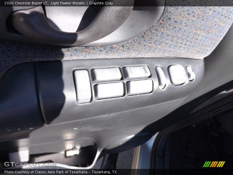 Light Pewter Metallic / Graphite Gray 2000 Chevrolet Blazer LT