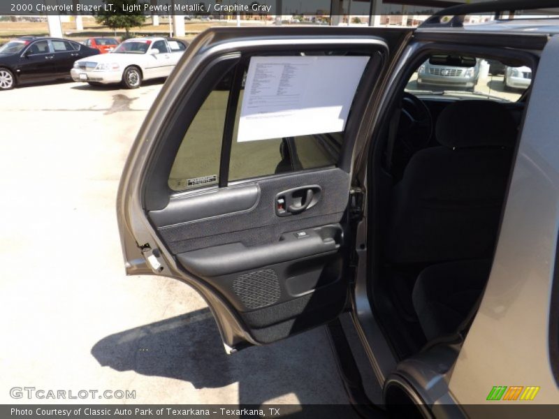 Light Pewter Metallic / Graphite Gray 2000 Chevrolet Blazer LT