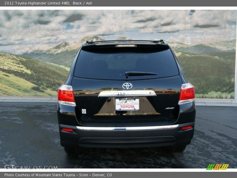 Black / Ash 2012 Toyota Highlander Limited 4WD