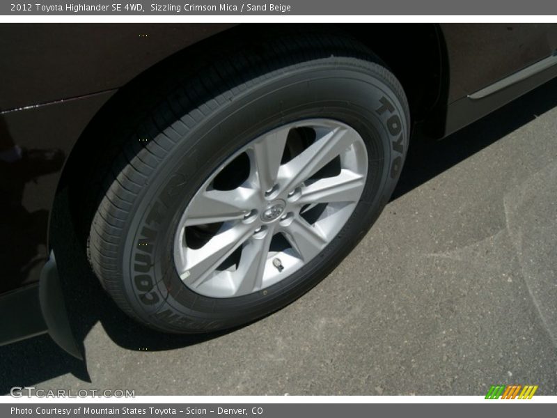 Sizzling Crimson Mica / Sand Beige 2012 Toyota Highlander SE 4WD