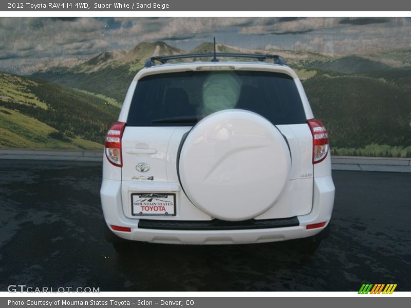 Super White / Sand Beige 2012 Toyota RAV4 I4 4WD