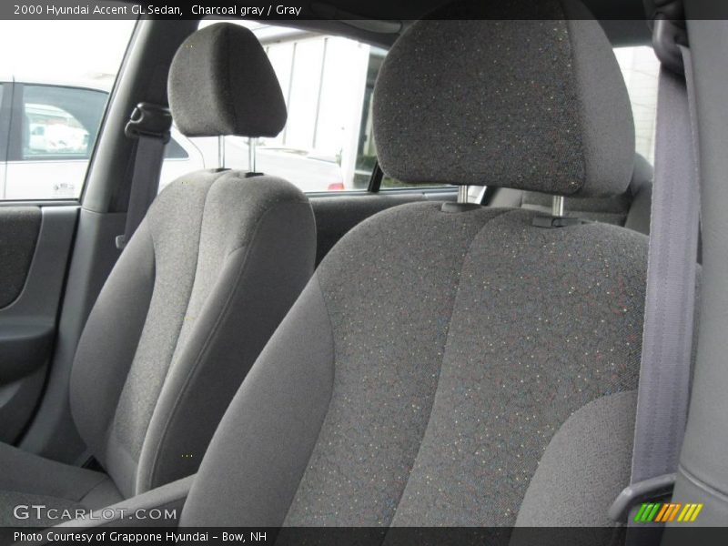 Charcoal gray / Gray 2000 Hyundai Accent GL Sedan