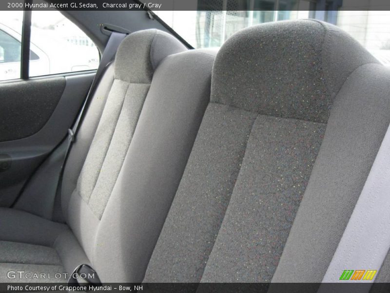 Charcoal gray / Gray 2000 Hyundai Accent GL Sedan