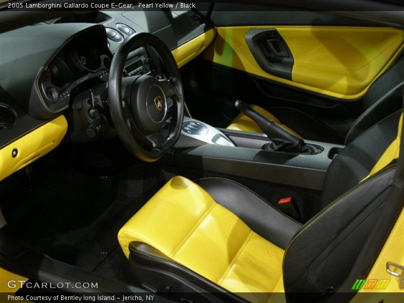Pearl Yellow / Black 2005 Lamborghini Gallardo Coupe E-Gear