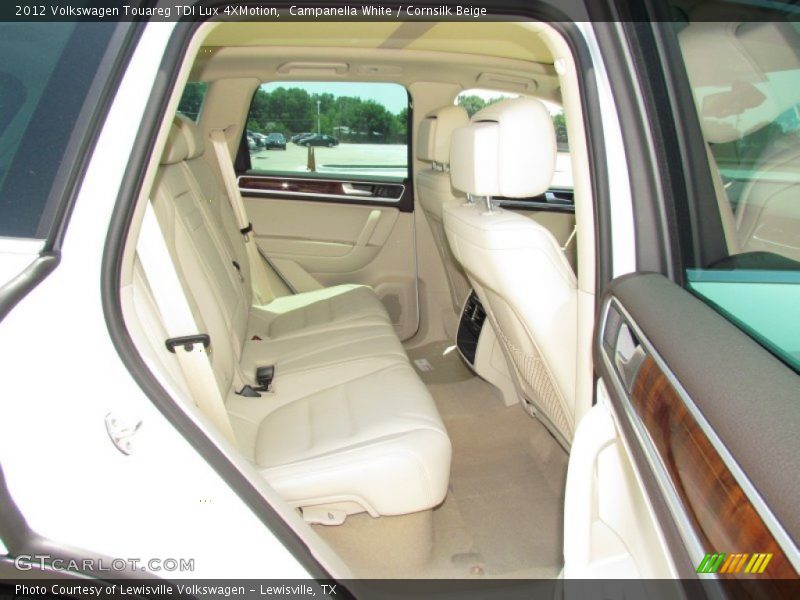 Campanella White / Cornsilk Beige 2012 Volkswagen Touareg TDI Lux 4XMotion