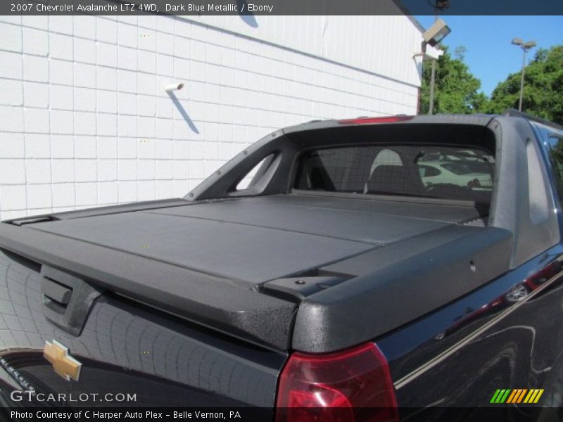 Dark Blue Metallic / Ebony 2007 Chevrolet Avalanche LTZ 4WD