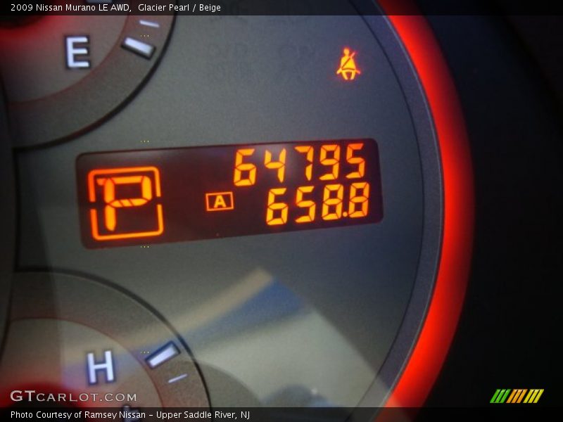 Glacier Pearl / Beige 2009 Nissan Murano LE AWD