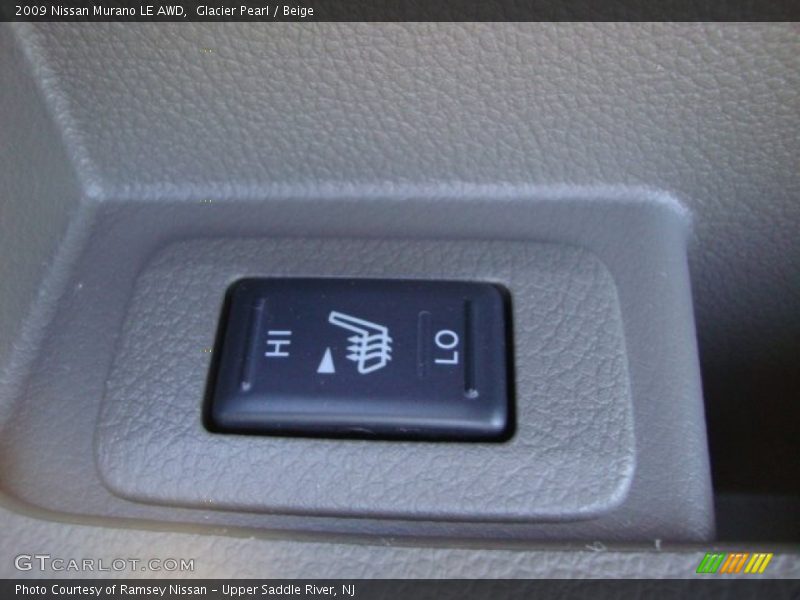 Glacier Pearl / Beige 2009 Nissan Murano LE AWD
