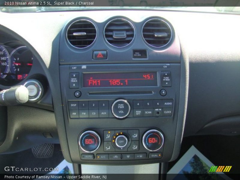 Super Black / Charcoal 2010 Nissan Altima 2.5 SL
