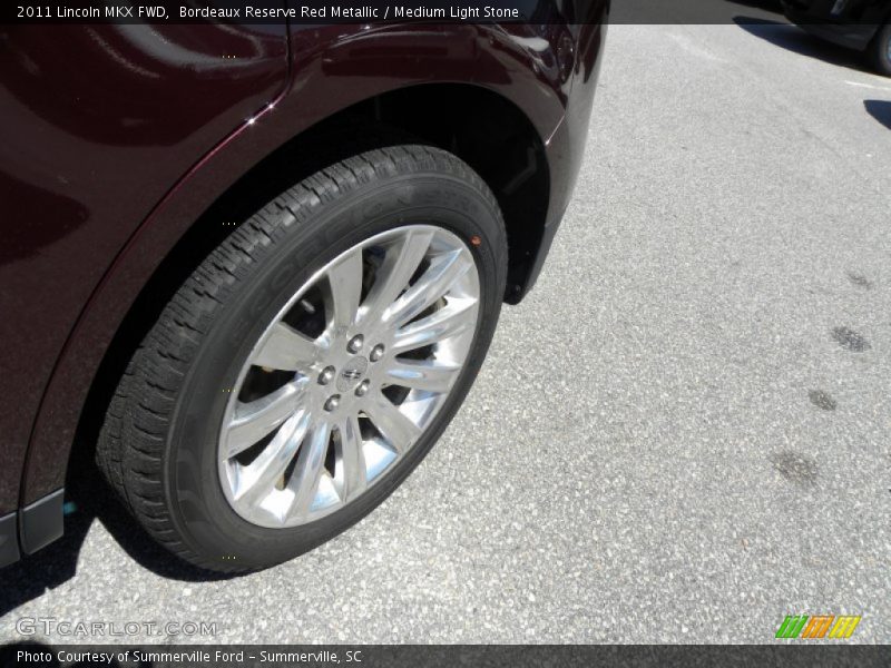 Bordeaux Reserve Red Metallic / Medium Light Stone 2011 Lincoln MKX FWD