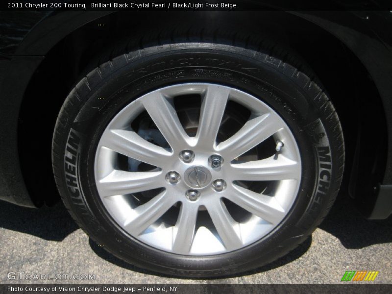Brilliant Black Crystal Pearl / Black/Light Frost Beige 2011 Chrysler 200 Touring