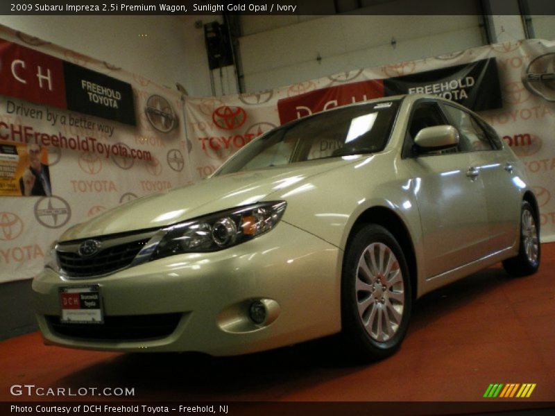 Sunlight Gold Opal / Ivory 2009 Subaru Impreza 2.5i Premium Wagon
