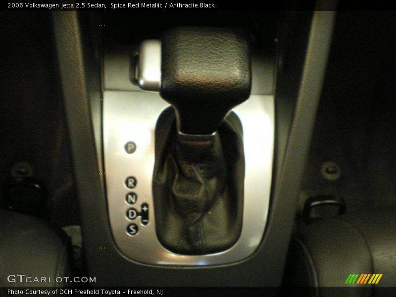 Spice Red Metallic / Anthracite Black 2006 Volkswagen Jetta 2.5 Sedan