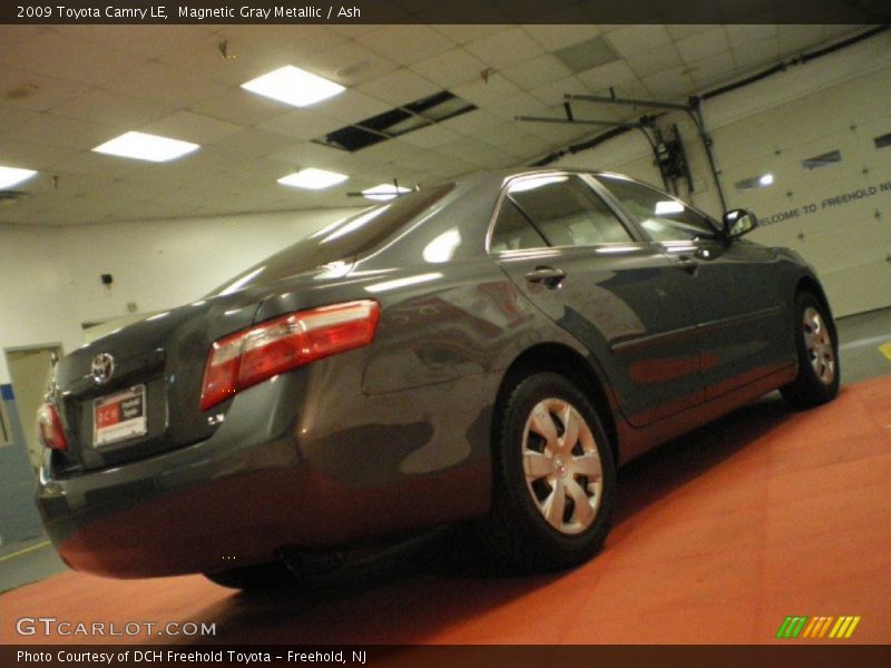 Magnetic Gray Metallic / Ash 2009 Toyota Camry LE