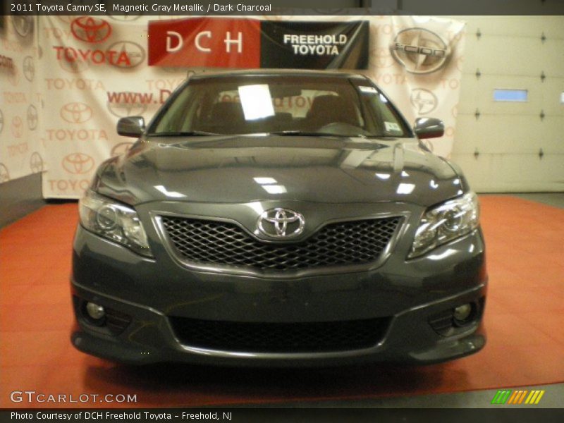 Magnetic Gray Metallic / Dark Charcoal 2011 Toyota Camry SE
