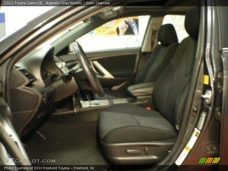 Magnetic Gray Metallic / Dark Charcoal 2011 Toyota Camry SE