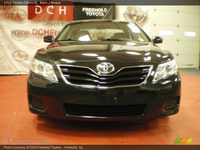 Black / Bisque 2010 Toyota Camry LE