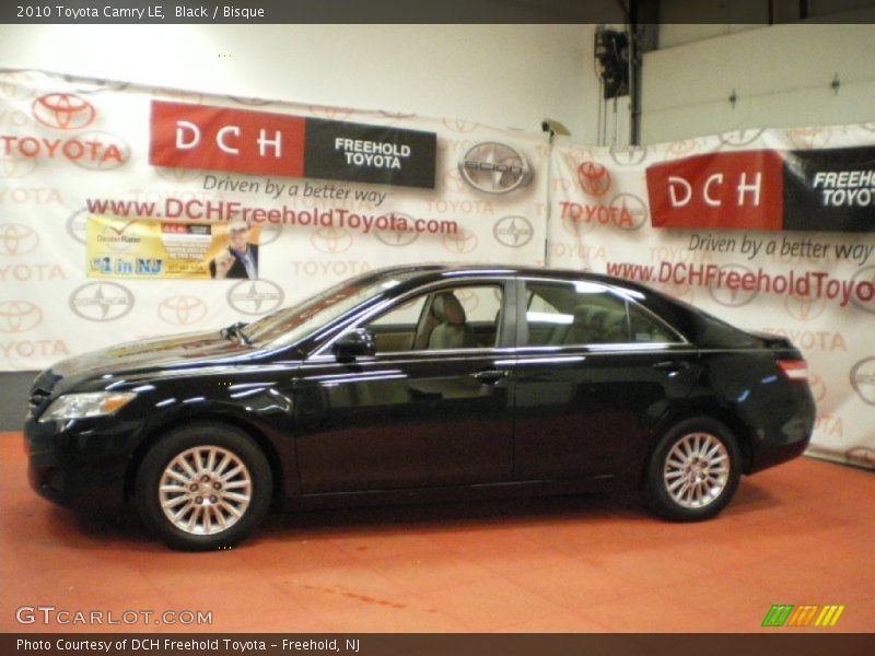 Black / Bisque 2010 Toyota Camry LE