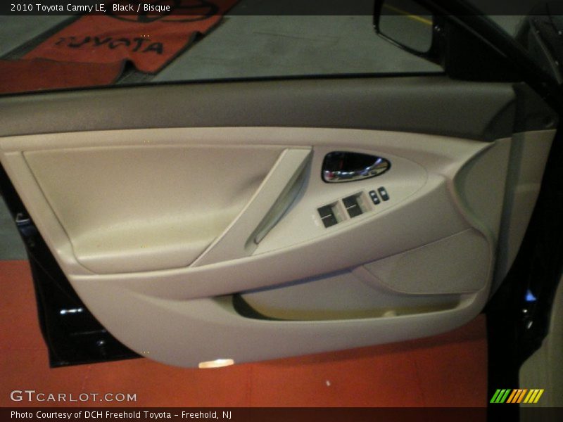 Black / Bisque 2010 Toyota Camry LE
