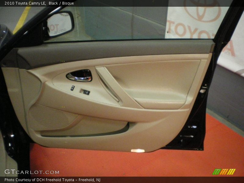 Black / Bisque 2010 Toyota Camry LE