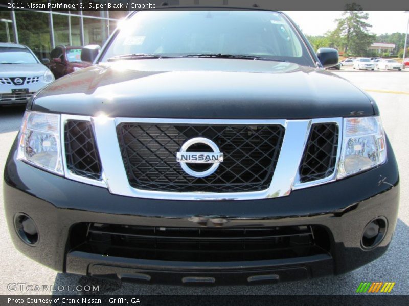Super Black / Graphite 2011 Nissan Pathfinder S