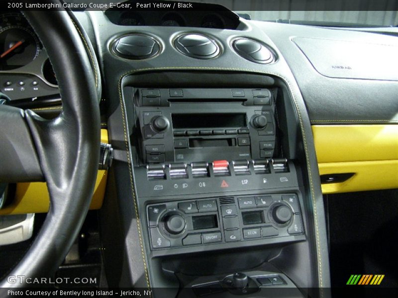 Pearl Yellow / Black 2005 Lamborghini Gallardo Coupe E-Gear