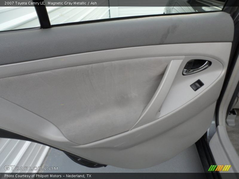 Magnetic Gray Metallic / Ash 2007 Toyota Camry LE