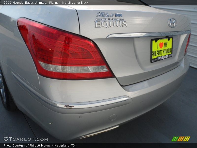 Platinum Metallic / Jet Black 2011 Hyundai Equus Ultimate