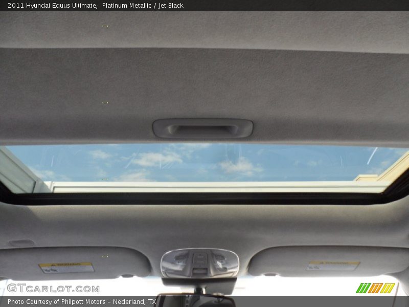 Platinum Metallic / Jet Black 2011 Hyundai Equus Ultimate