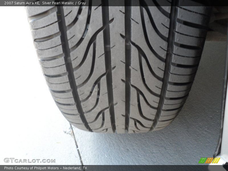 Silver Pearl Metallic / Gray 2007 Saturn Aura XE