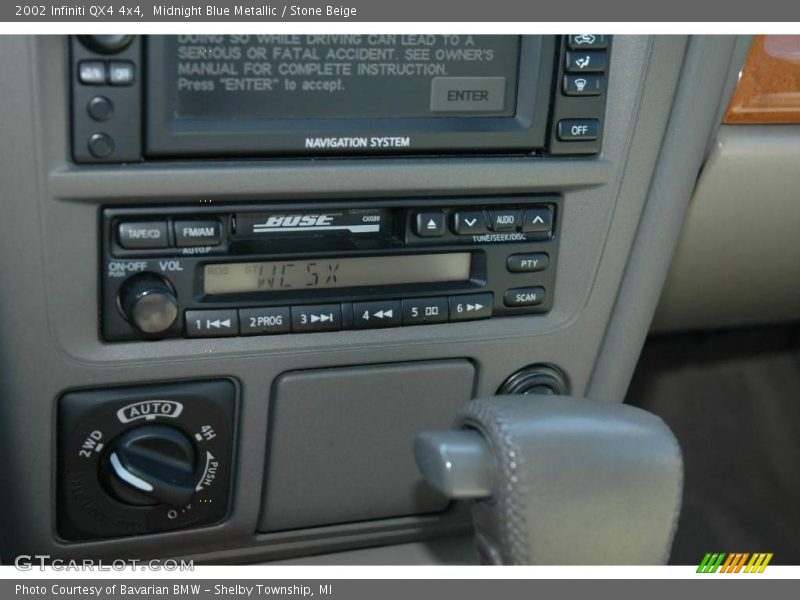 Midnight Blue Metallic / Stone Beige 2002 Infiniti QX4 4x4