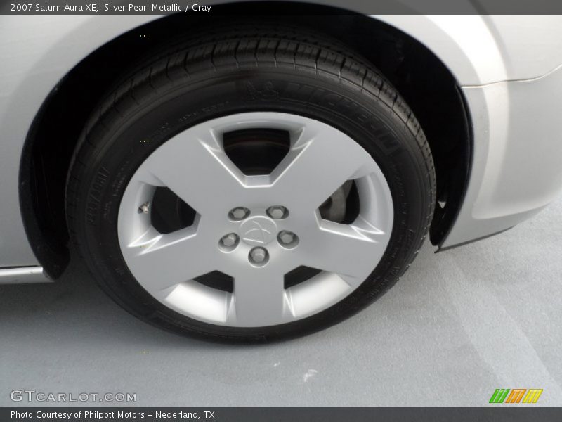 Silver Pearl Metallic / Gray 2007 Saturn Aura XE
