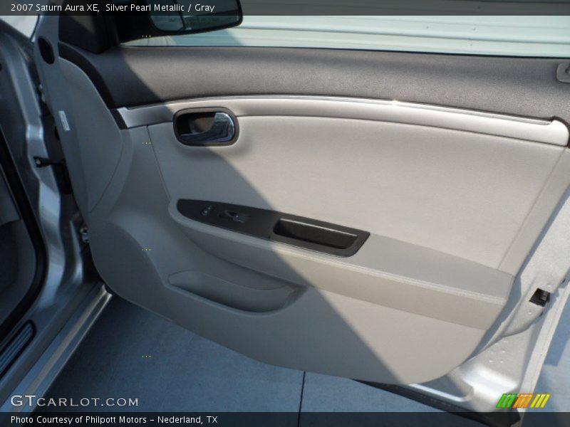 Silver Pearl Metallic / Gray 2007 Saturn Aura XE
