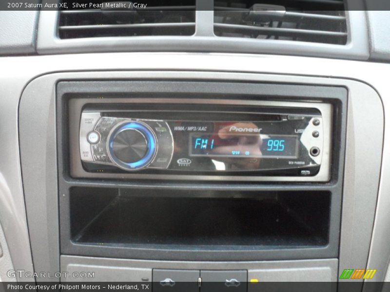 Silver Pearl Metallic / Gray 2007 Saturn Aura XE