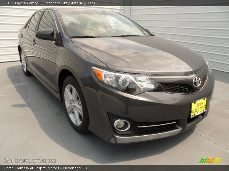 Magnetic Gray Metallic / Black 2012 Toyota Camry SE