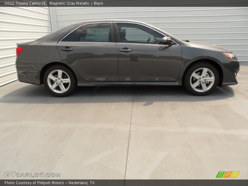 Magnetic Gray Metallic / Black 2012 Toyota Camry SE