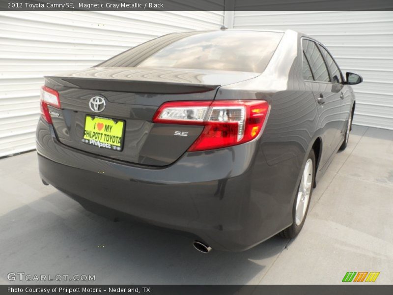 Magnetic Gray Metallic / Black 2012 Toyota Camry SE