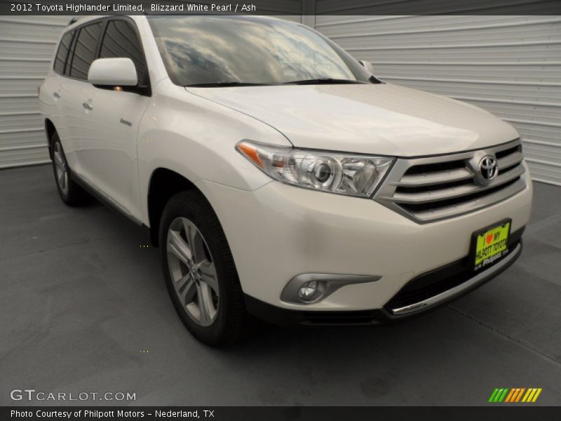 Blizzard White Pearl / Ash 2012 Toyota Highlander Limited