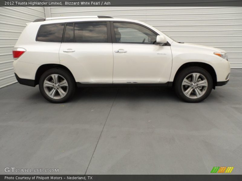 Blizzard White Pearl / Ash 2012 Toyota Highlander Limited