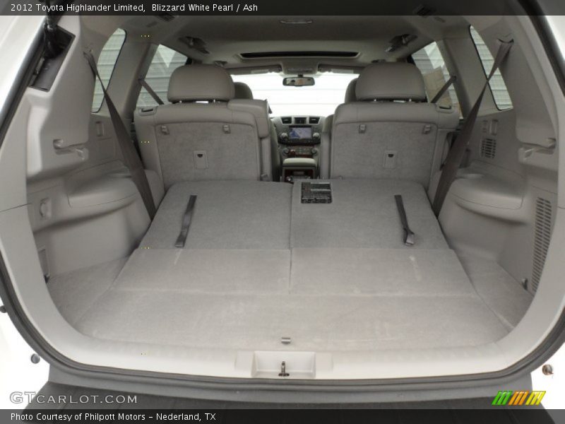 Blizzard White Pearl / Ash 2012 Toyota Highlander Limited