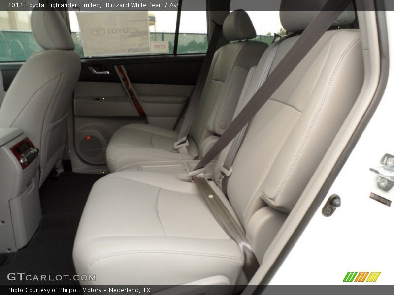 Blizzard White Pearl / Ash 2012 Toyota Highlander Limited