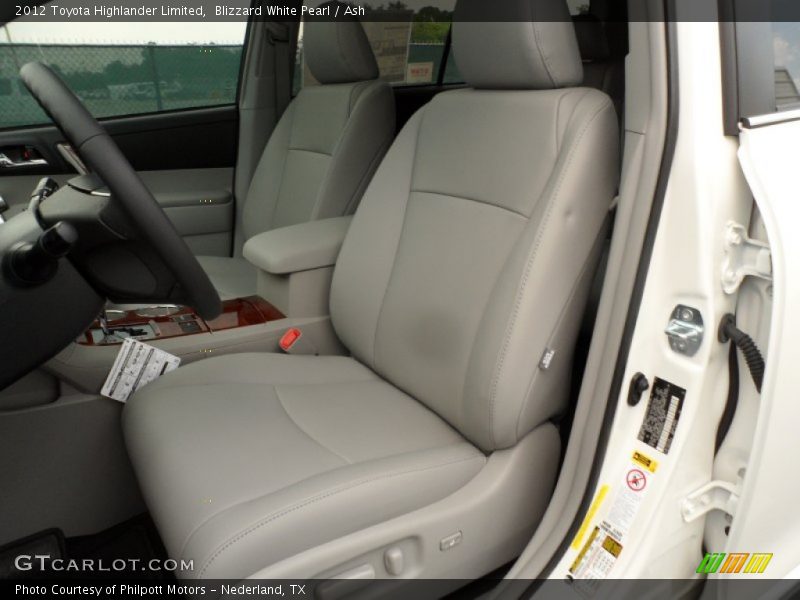 Blizzard White Pearl / Ash 2012 Toyota Highlander Limited