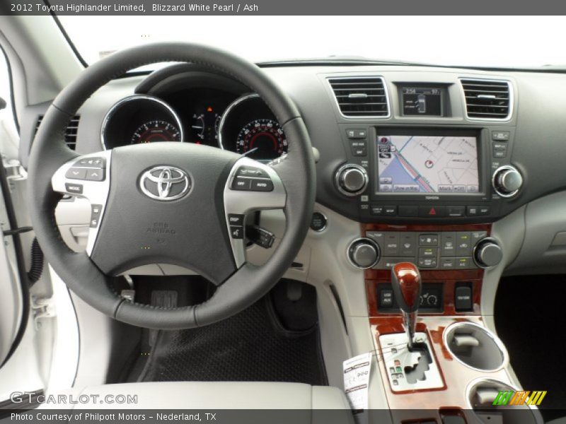 Blizzard White Pearl / Ash 2012 Toyota Highlander Limited