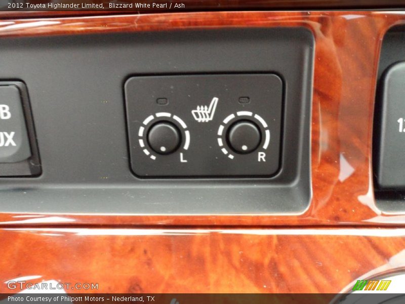 Blizzard White Pearl / Ash 2012 Toyota Highlander Limited