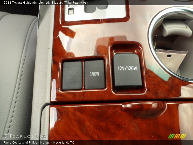 Blizzard White Pearl / Ash 2012 Toyota Highlander Limited