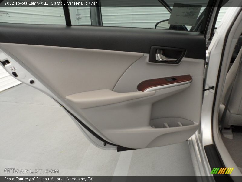 Classic Silver Metallic / Ash 2012 Toyota Camry XLE