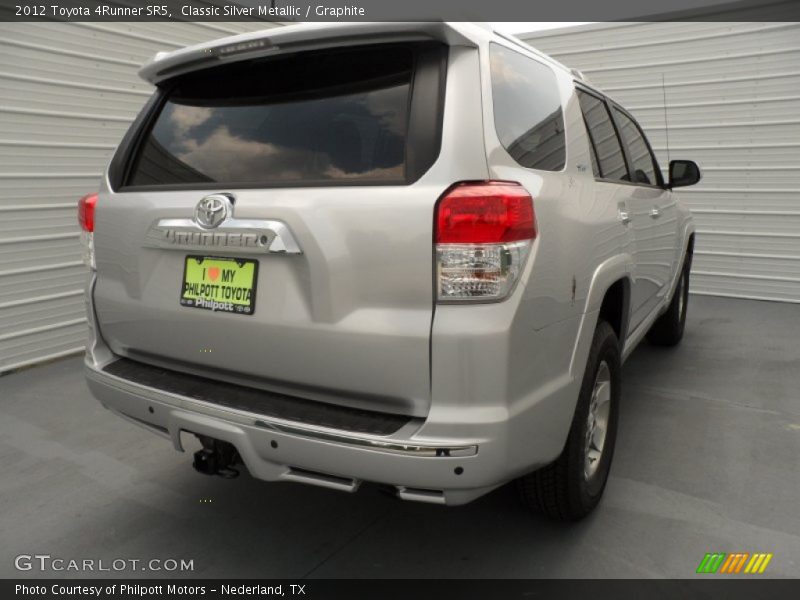 Classic Silver Metallic / Graphite 2012 Toyota 4Runner SR5