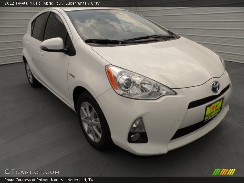 Super White / Gray 2012 Toyota Prius c Hybrid Four