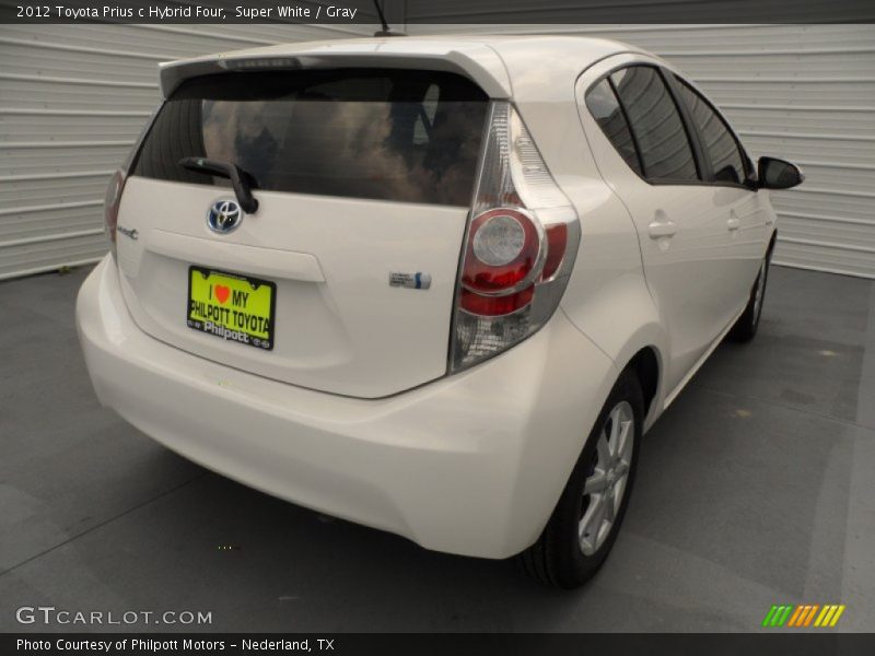 Super White / Gray 2012 Toyota Prius c Hybrid Four